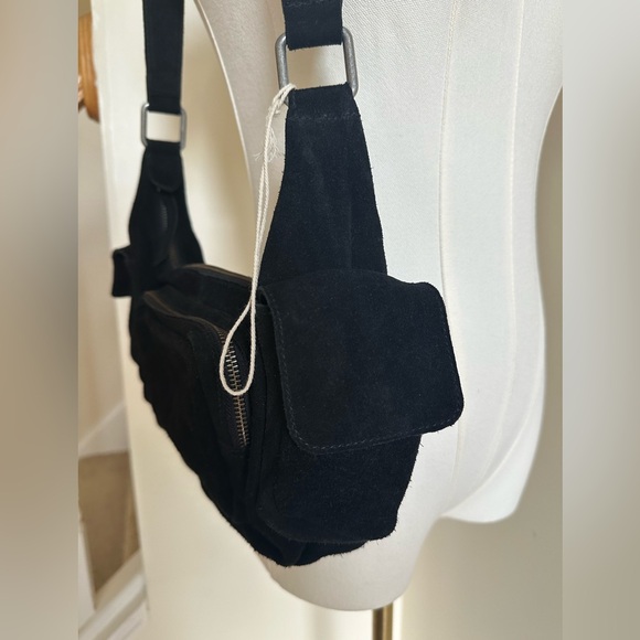 Free People Siren Black Suede Shoulder Bag - NWOT - Picture 5 of 13